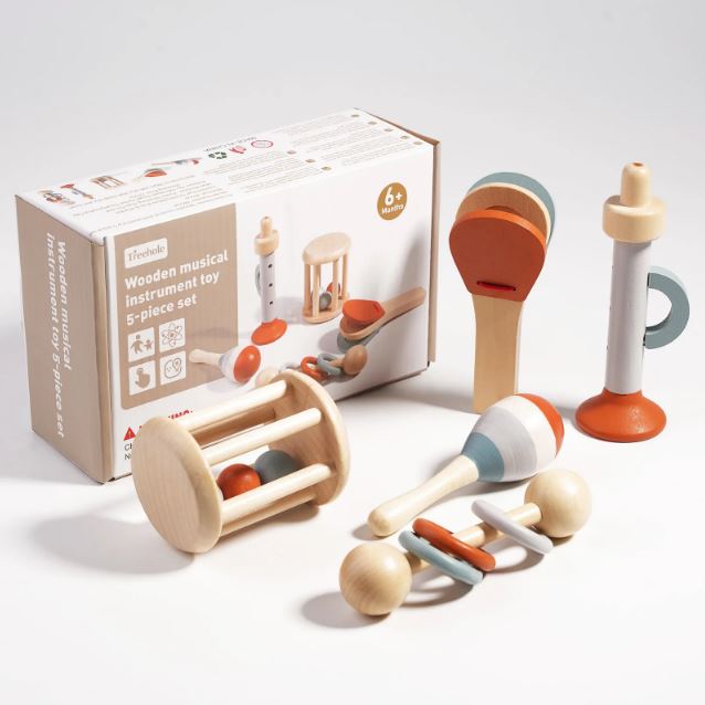 Set musical bébé en bois, composé de cinq instruments adaptés aux enfants de 6 mois et plus, idéal pour développer la motricité et l'éveil musical.