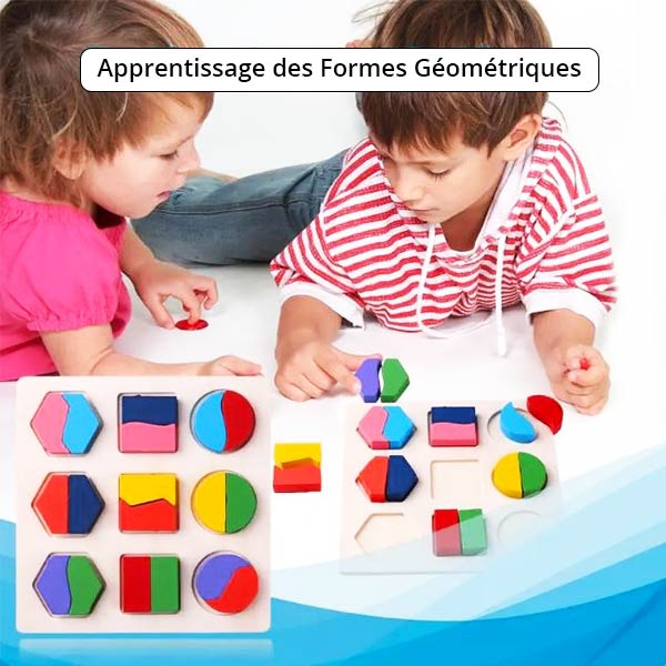 Enfants jouant avec un puzzle à formes géométriques coloré pour l'apprentissage des formes et des couleurs.